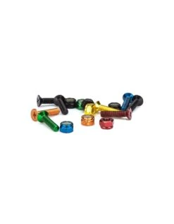Viti Truck Skateboard ENJOI Little Buddies Anodized Bolts 7/8'' 5 Viti Truck Skateboard ENJOI Little Buddies Anodized Bolts 7/8'' -Negozio Di Skate viti truck skateboard enjoi little buddies anodized bolts 78 1 2